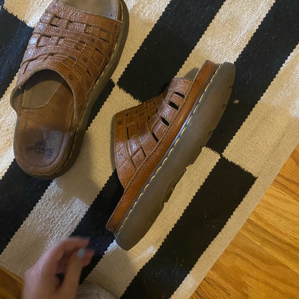 Dr martens platform leather sandal Sz 7.5